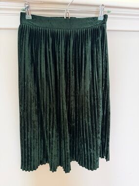 Zara Dark Green Pleated Velvet Midi Skirt